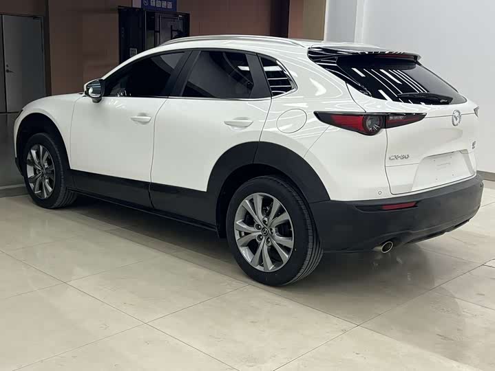 Фото 5 - Mazda CX-30
