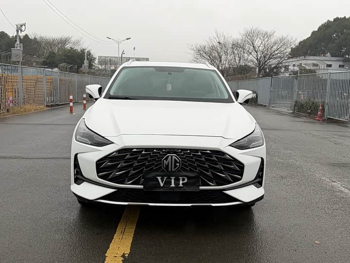 Фото 2 - MG Motor One