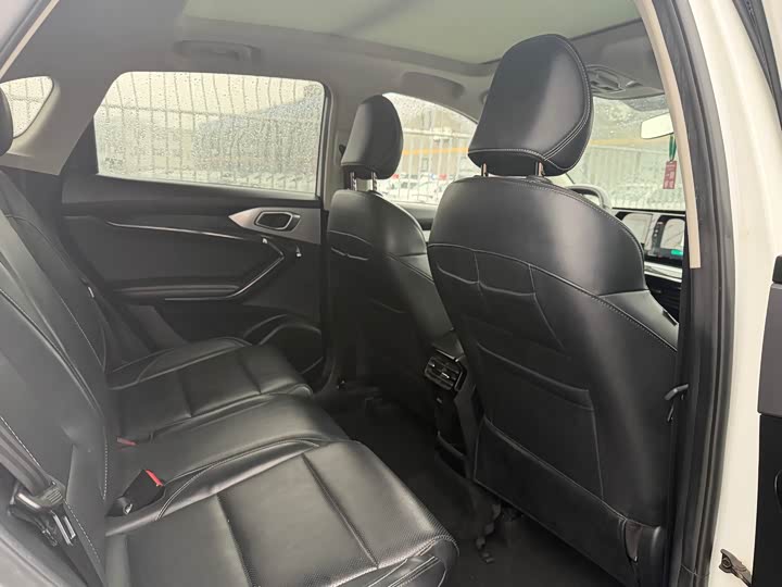 Фото 8 - MG Motor One