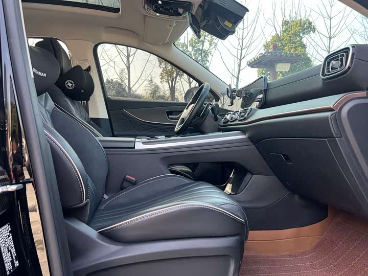 Фото 8 - Chery Tiggo 9