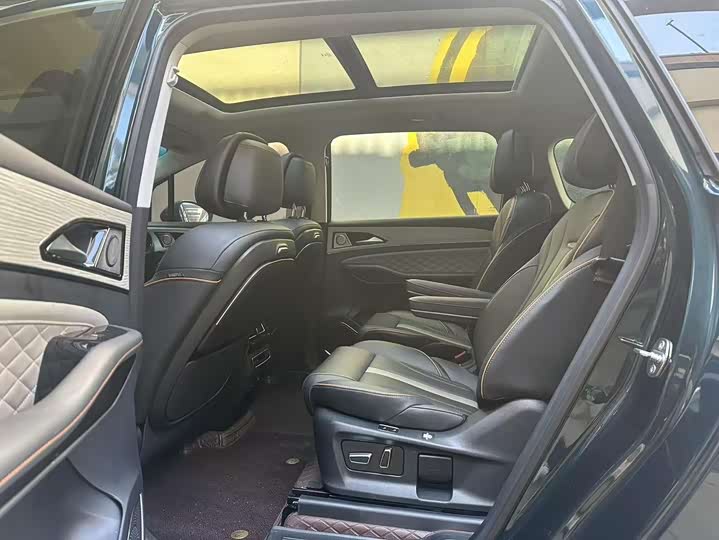 Photo 4 - Dongfeng Forthing Yacht