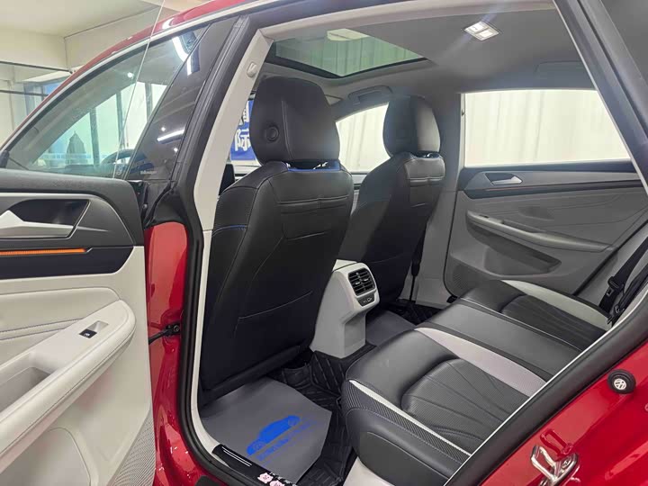 Фото 8 - Volkswagen Lamando L