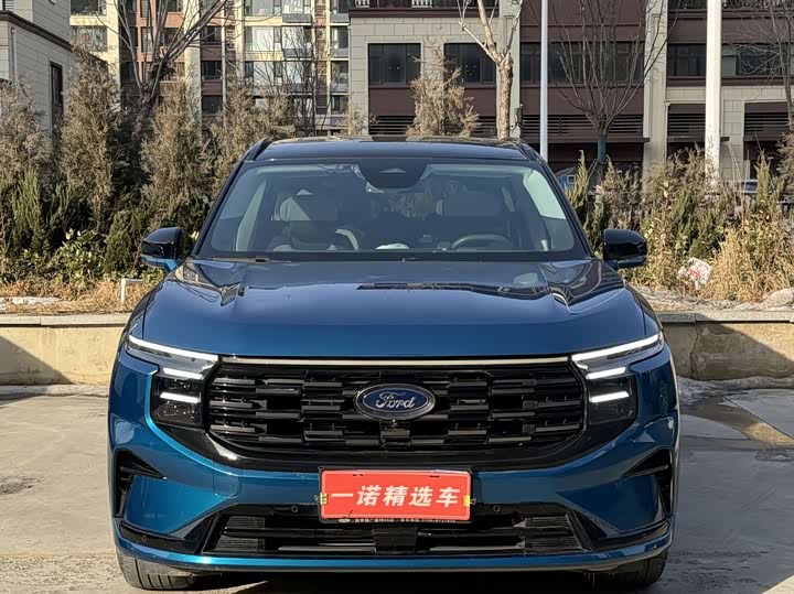 Фото 2 - Ford Edge