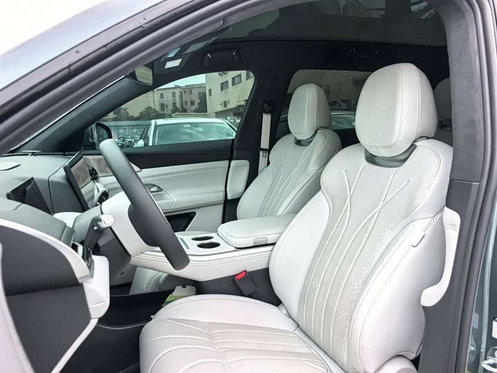 Фото 8 - XPeng G9