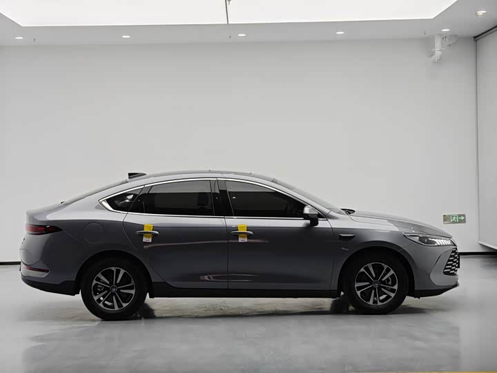 Фото 9 - BYD Qin Plus