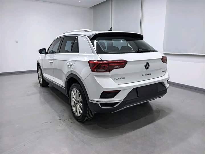 Фото 6 - Volkswagen T-Roc