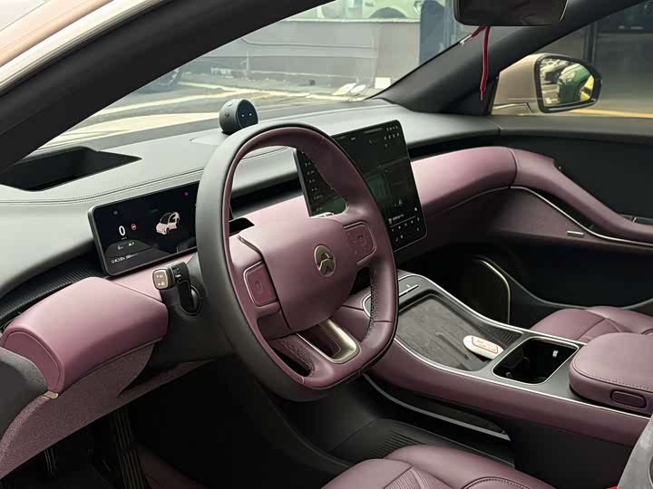 Фото 9 - Nio ET5