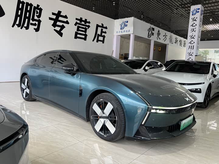 Фото 3 - XPeng P7