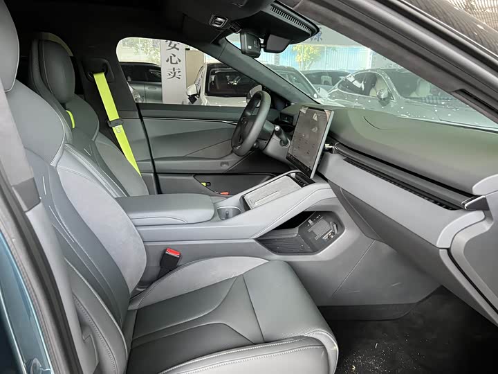 Фото 5 - XPeng P7