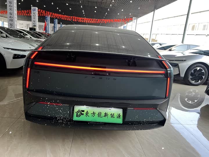 Фото 9 - XPeng P7