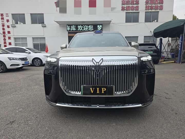 Фото 2 - Voyah Taishan