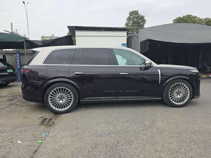 Фото 9 - Voyah Taishan