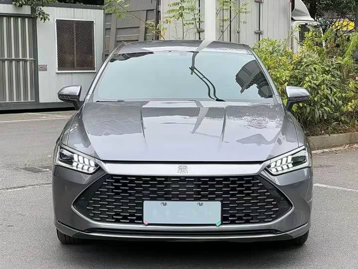 Фото 3 - BYD Qin Plus