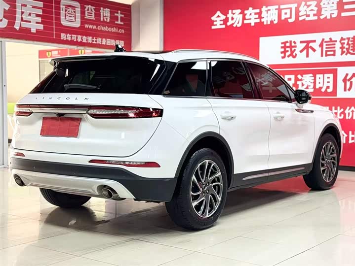 Фото 6 - Lincoln Corsair