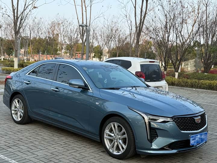 Фото 3 - Cadillac CT4