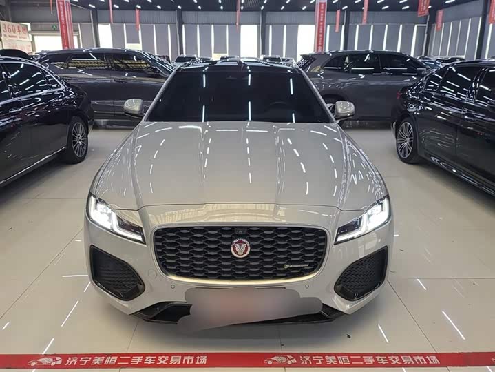 Photo 2 - Jaguar XF L