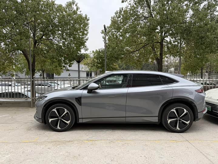 Фото 5 - BYD Song L