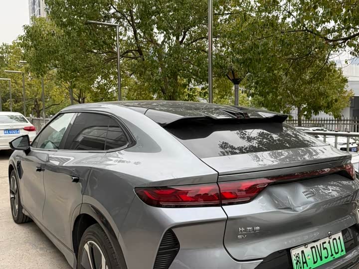 Фото 8 - BYD Song L