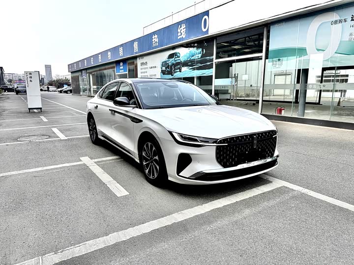 Фото 3 - Lincoln Z (Zephyr)