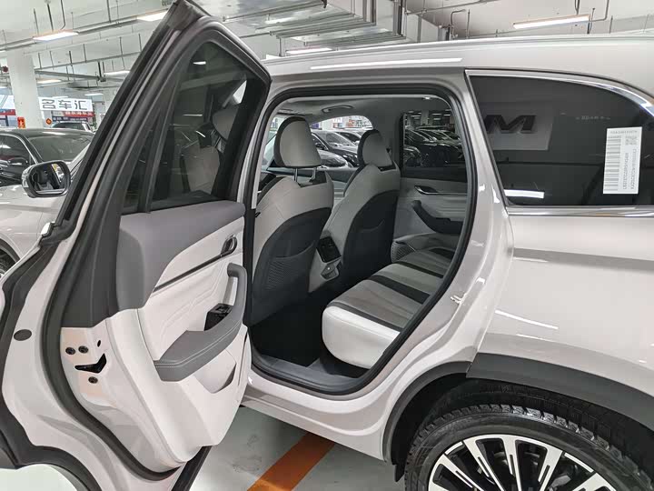 Фото 6 - Geely Monjaro Thor Hybrid