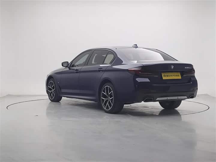 Фото 6 - BMW 5 Series