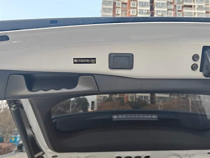 Фото 9 - Toyota Wildlander