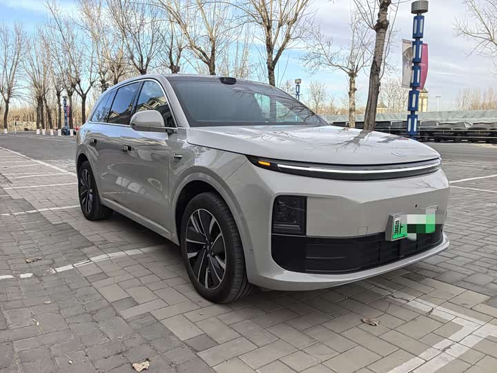 Фото 1 - LiXiang L6