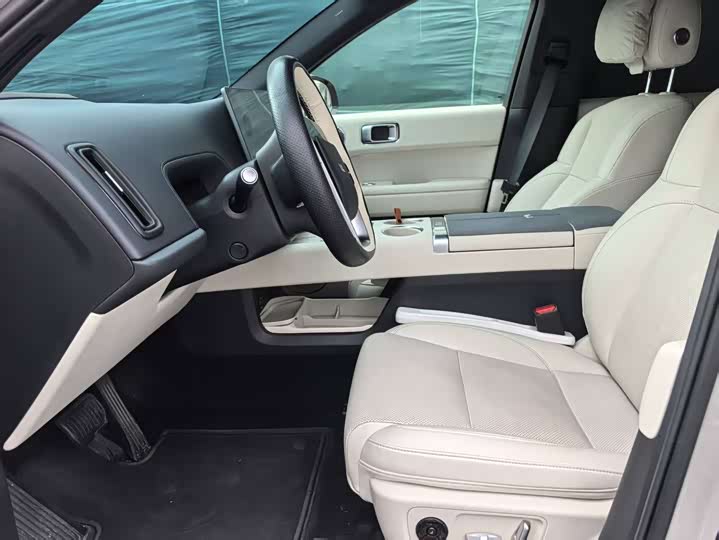 Фото 9 - LiXiang L6