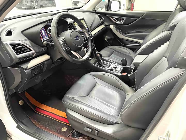 Photo 5 - Subaru Forester