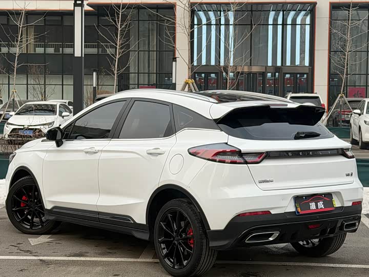 Фото 4 - Geely Emgrand GS