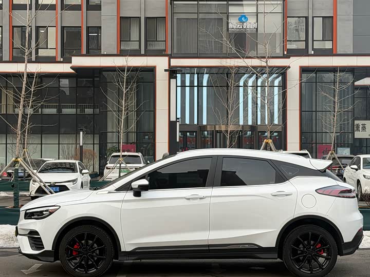 Фото 7 - Geely Emgrand GS