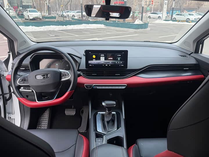 Фото 9 - Geely Emgrand GS