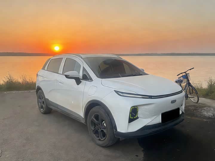 Фото 3 - Geely Geometry E Firefly