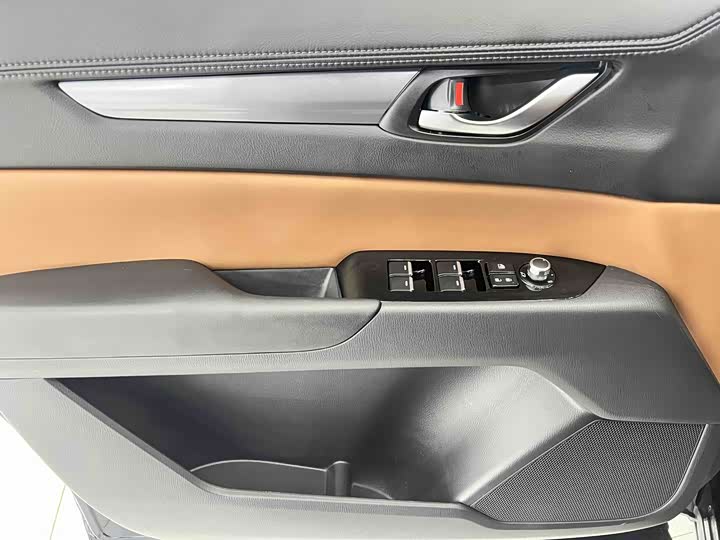 Фото 7 - Mazda CX-5