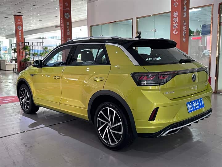Фото 3 - Volkswagen T-Roc