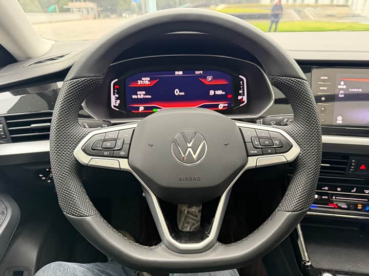 Photo 7 - Volkswagen Passat