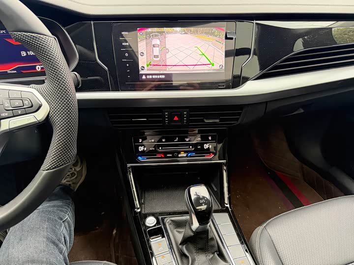 Photo 8 - Volkswagen Passat