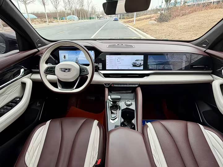 Фото 7 - Geely Monjaro