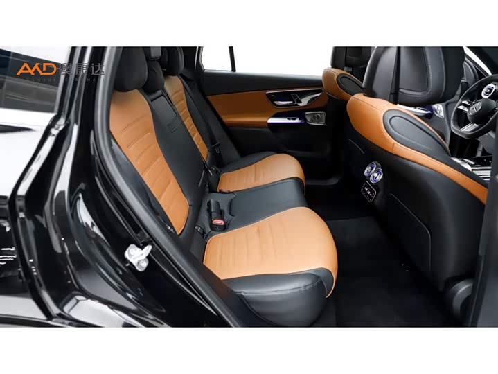 Фото 8 - Mercedes-Benz GLC-Class