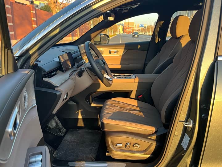 Фото 9 - Chery Fulwin T8