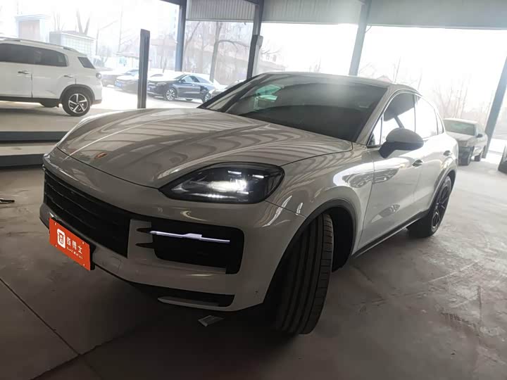 Фото 1 - Porsche Cayenne