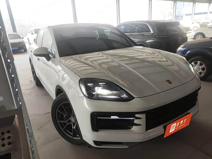 Фото 2 - Porsche Cayenne