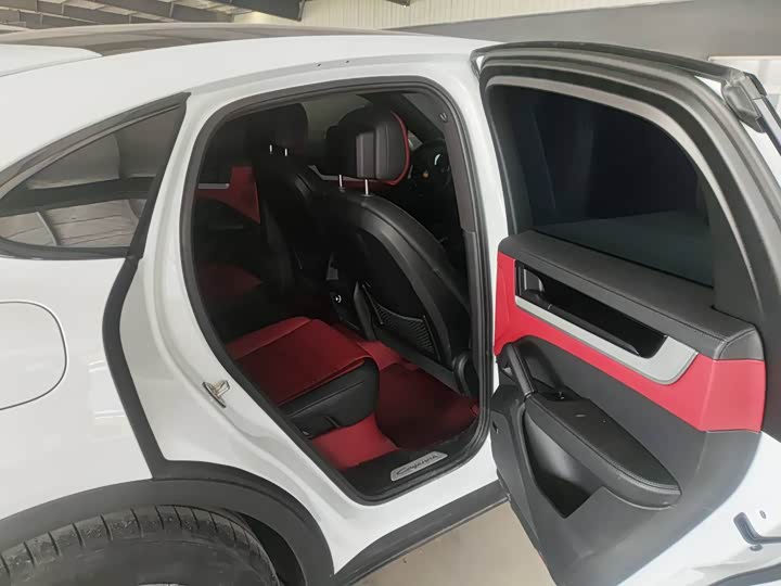 Фото 8 - Porsche Cayenne