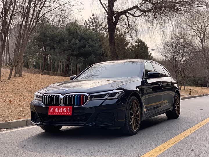 Фото 1 - BMW 5 Series