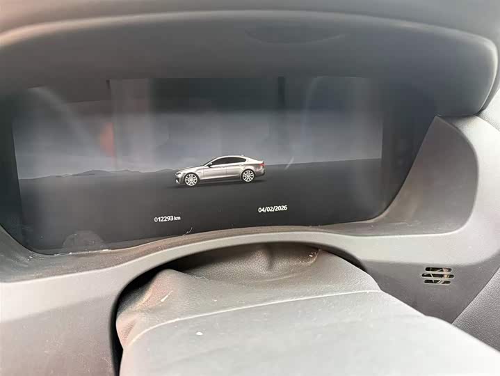 Фото 6 - Jaguar XE L