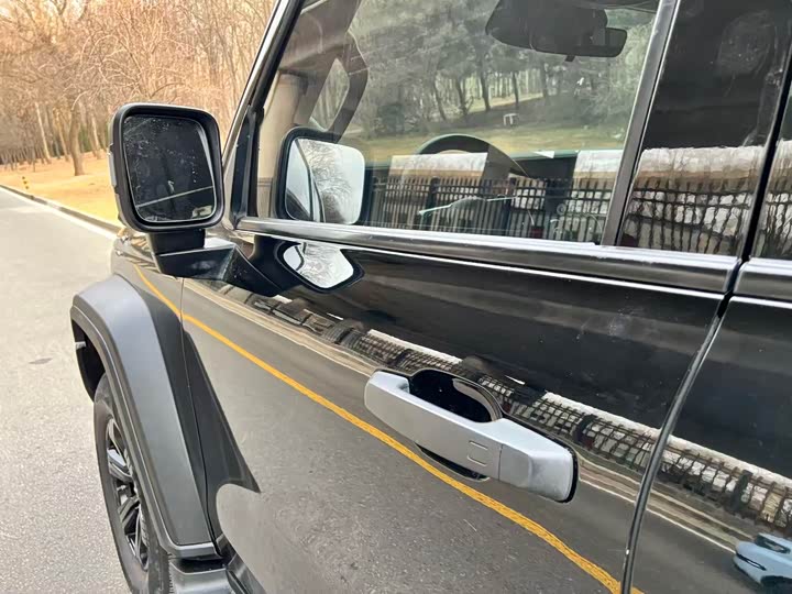 Фото 6 - Tank 300