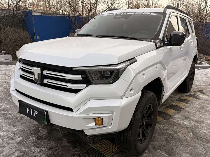 Фото 1 - Tank 400 Hybrid