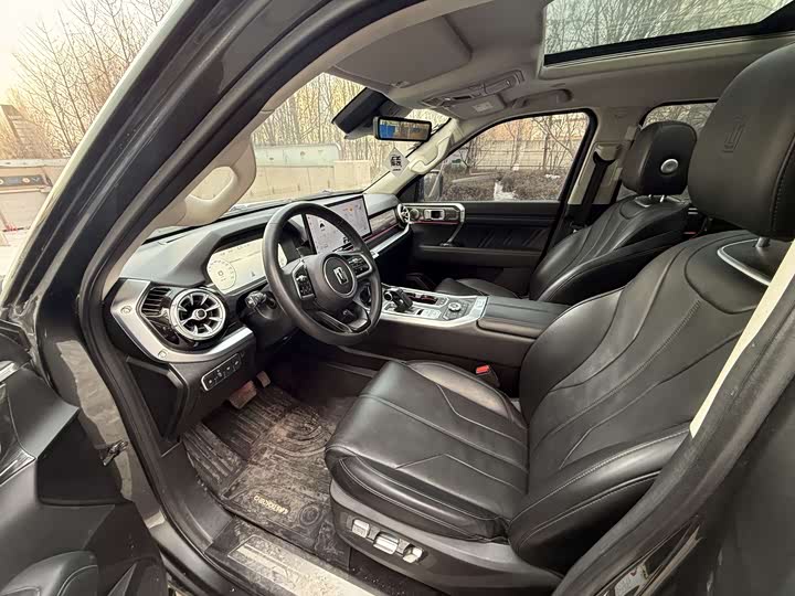 Фото 4 - Tank 400 Hybrid