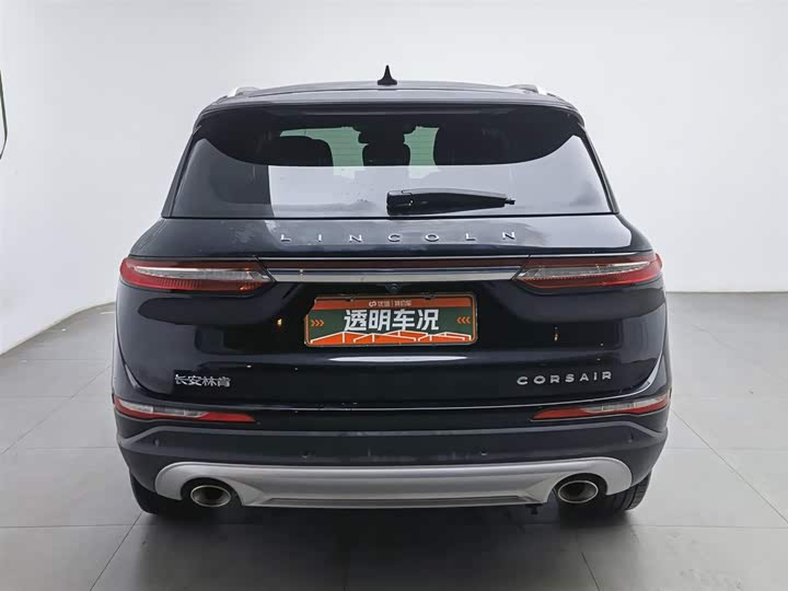Фото 4 - Lincoln Corsair