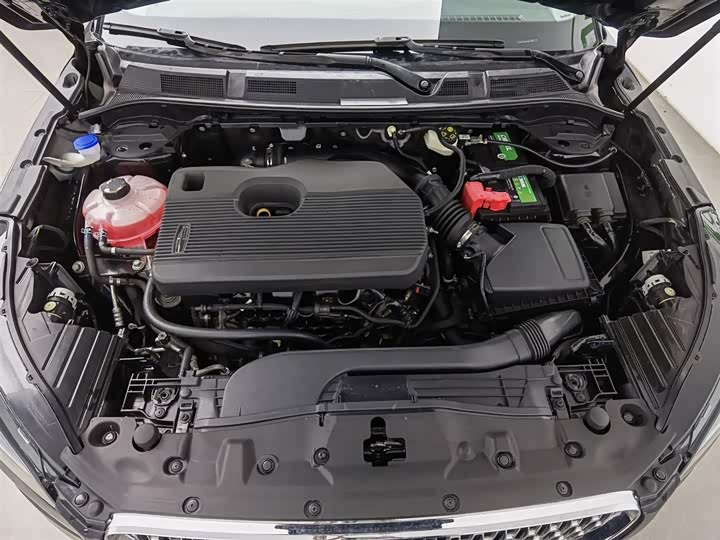 Фото 6 - Lincoln Corsair